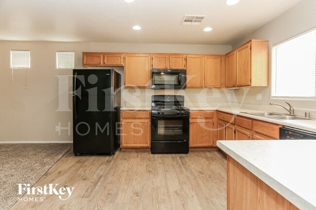 Photo - 5260 Paradise Valley Ave