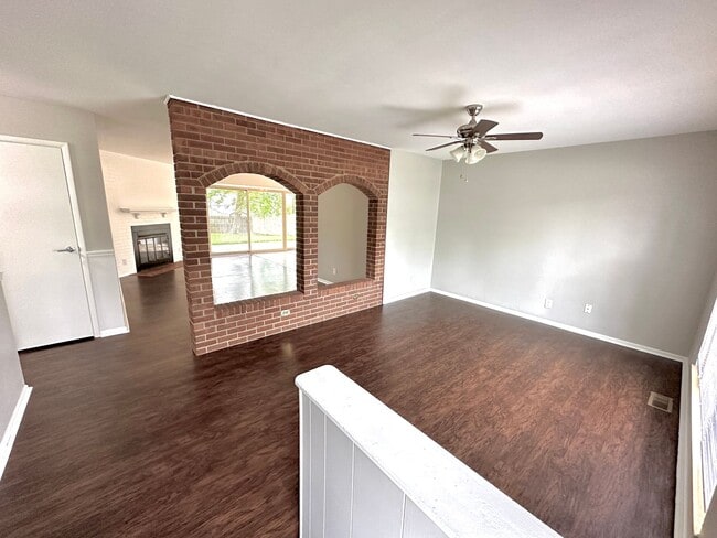 Photo - 130 Timberwood Ln, Springboro