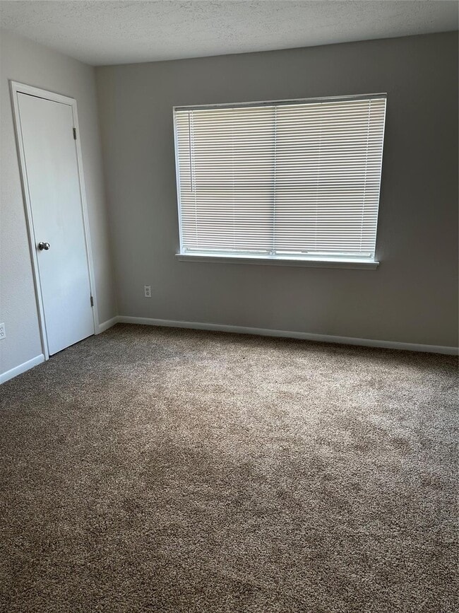 Building Photo - 13511 Castilian Dr Unit 1 Rental