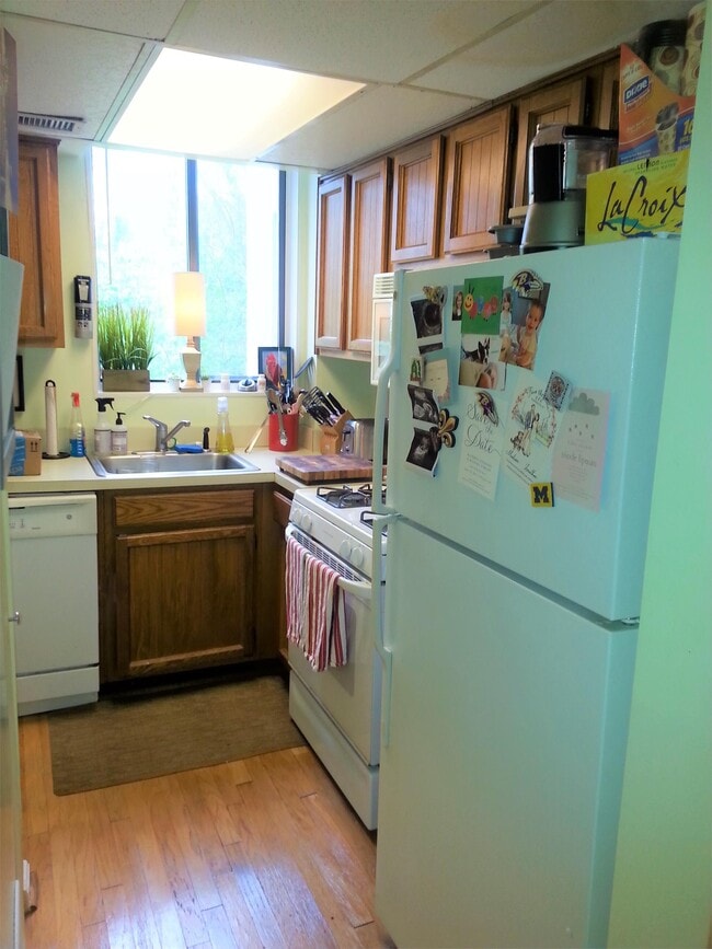 Photo - 2605 39th St NW