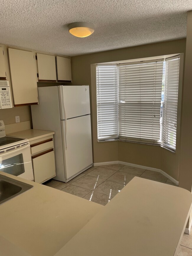 Photo - 131 SW 3rd St