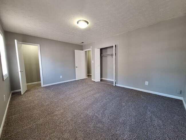 Photo - Huntington Station