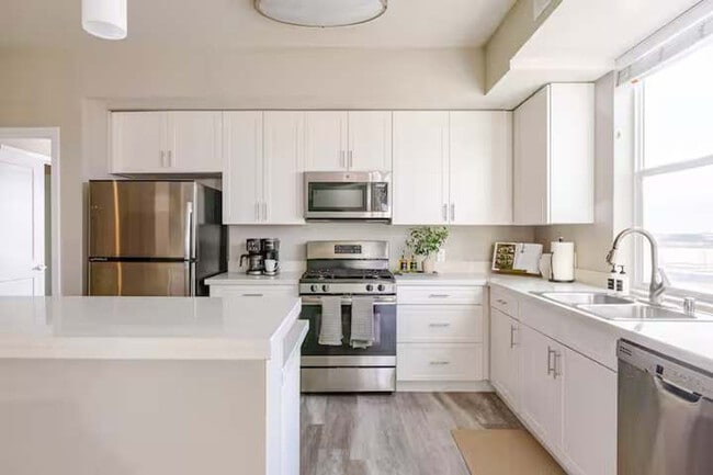 Photo - 375 Harbour Cove Dr Unit FL4-ID1228263P