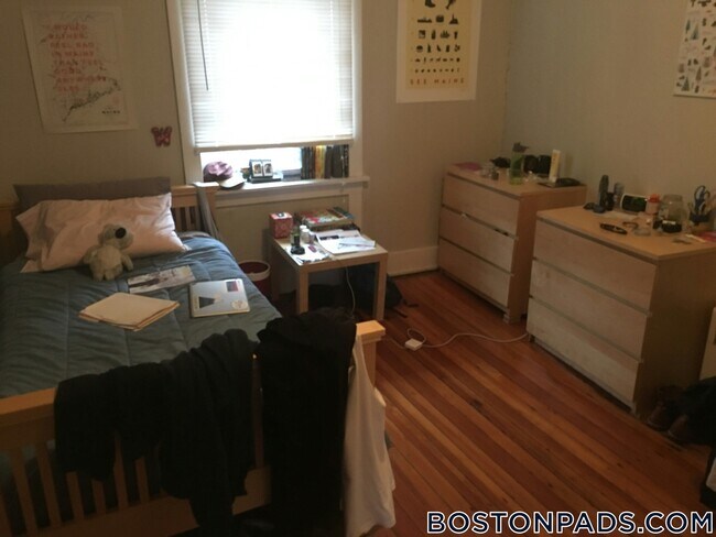 Photo - 435 Hanover St Unidad 4B