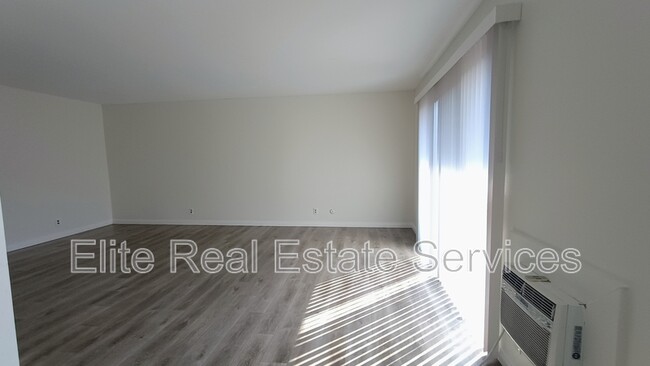 Photo - 8633 Lake Murray Blvd Unidad 7 - 1