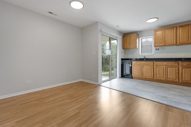 Photo - 106 Gant Cir Unit H