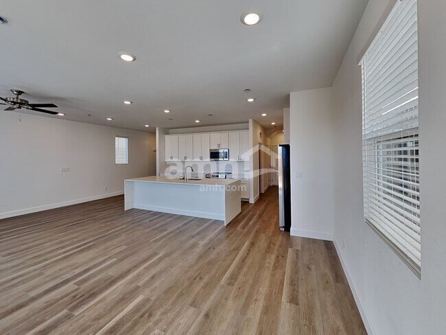 Photo - 10548 Lagaspi Dr