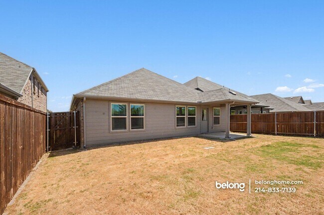 Photo - 3505 Kingsview Dr
