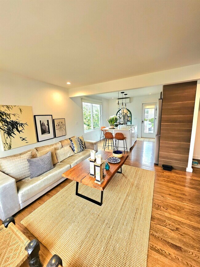 Photo - 301 E Glen Ave