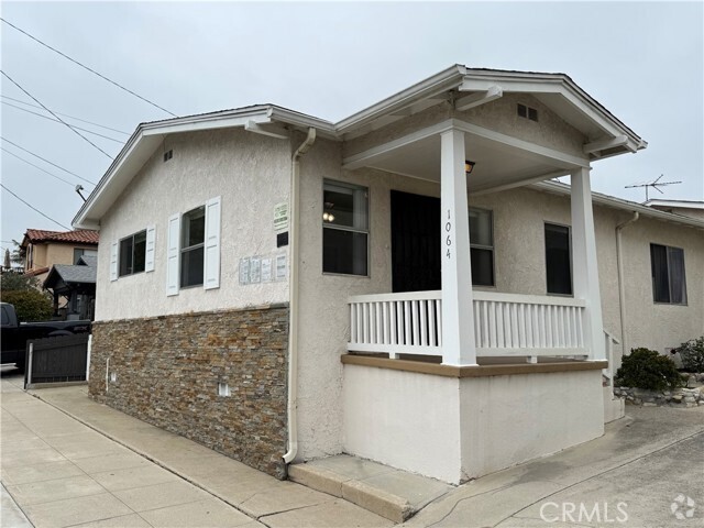 Building Photo - 1064 W 18th St Rental
