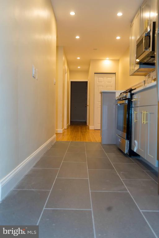 Photo - 605 Silver Spring Ave Unit 2