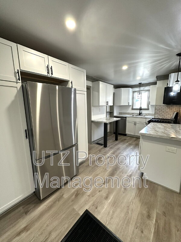 Photo - 24 Manchester Ave Unit #1