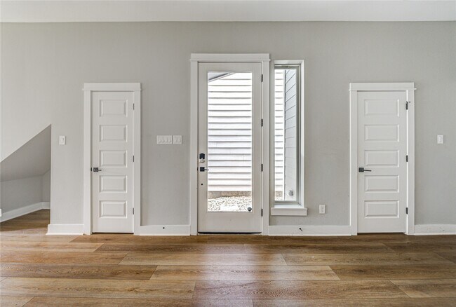 Photo - 4220 McKinley St