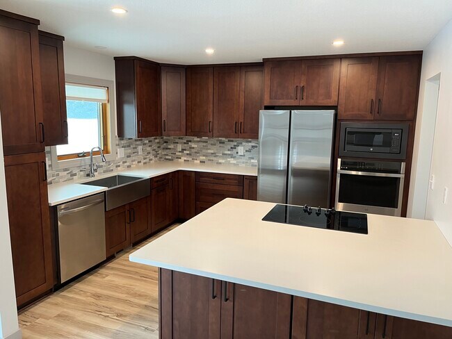 Photo - 1804 Fox Valley Dr SW