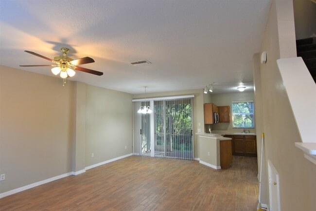 Photo - 11037 Black Swan Ct