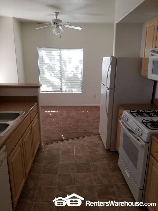 Renters Warehouse proudly presents an amaz... - Renters Warehouse proudly presents an amaz... Unidad 2164