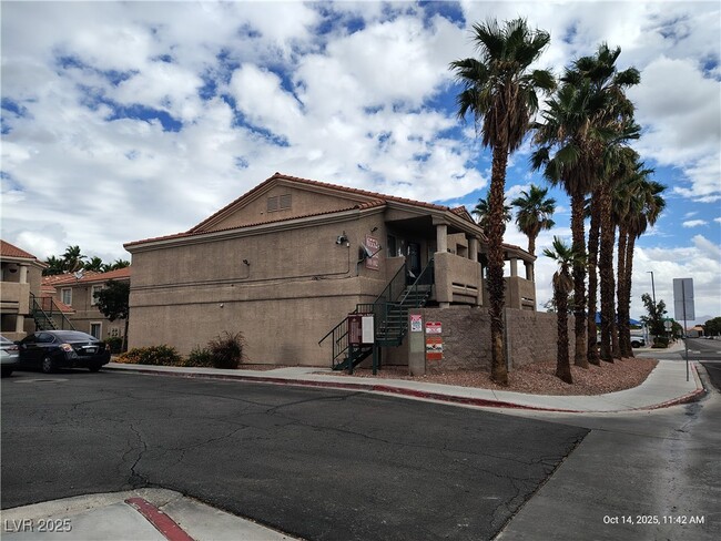 Photo - 6552 Wilma Ave