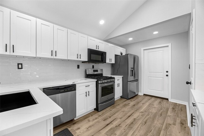 Photo - 18503 Willow Moss Dr