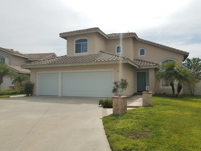Building Photo - Beautiful Mountain Views in Foothill Ranch - Quiet Cul De Sac 3bd 2.5 ba home