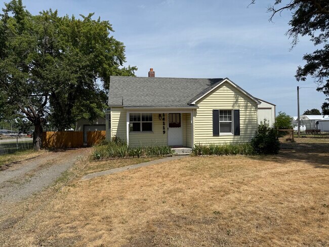 Front of House - 14119 E 8th Ave House