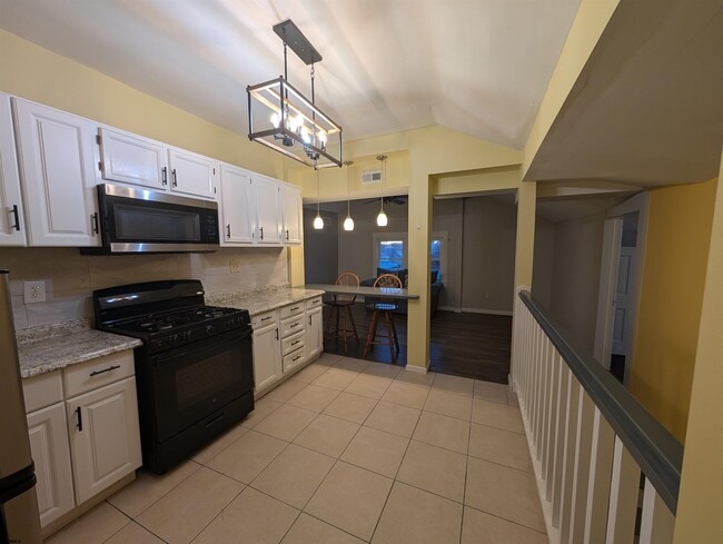 Photo - 6506 Ventnor Ave Unit 3rd floor