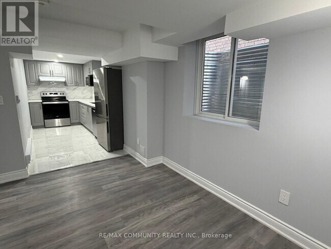 Photo - 224 Fleetwood Dr