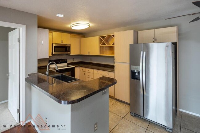 95-270 Waikalani Drive - 95-270 Waikalani Drive Unit Apt C204