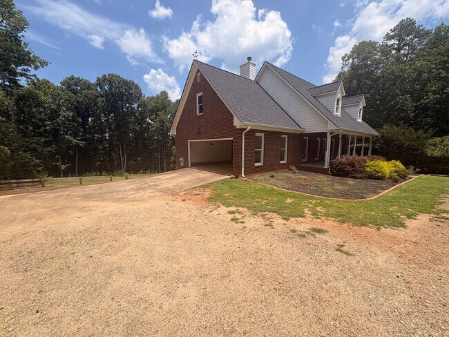 Photo - BOGART HOME | 4BD 3.5B