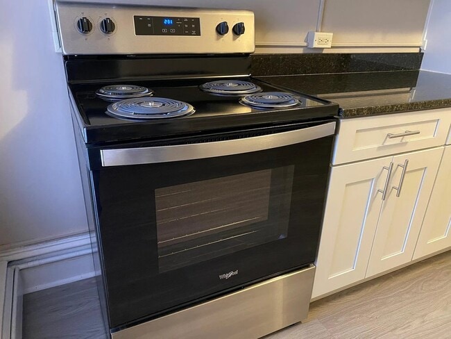 Photo - 25 S West End Ave