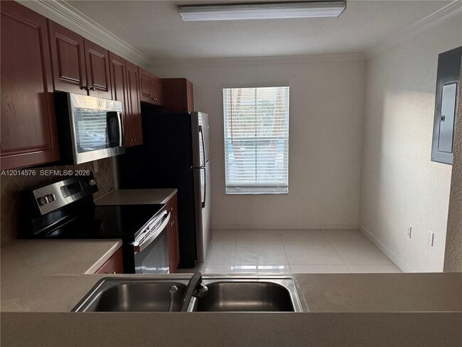 Building Photo - 3017 SW 129th Ave