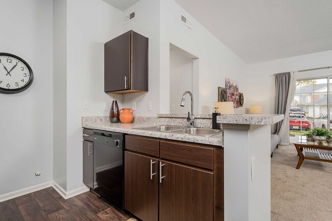 Alexander Court - 11