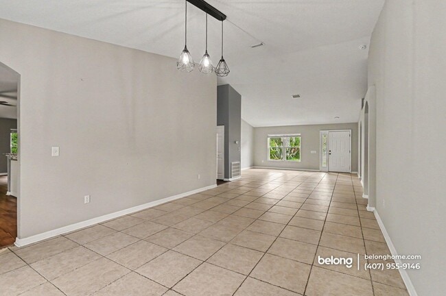 Photo - 58 Raleigh Dr