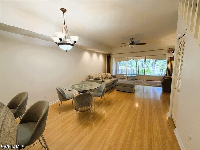 1018 Woodshire Ln Unit A209
