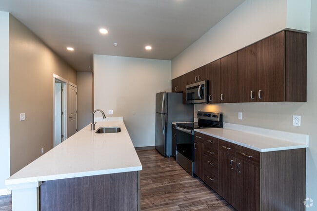 3BR, 2BA - 1,215SF- Kitchen