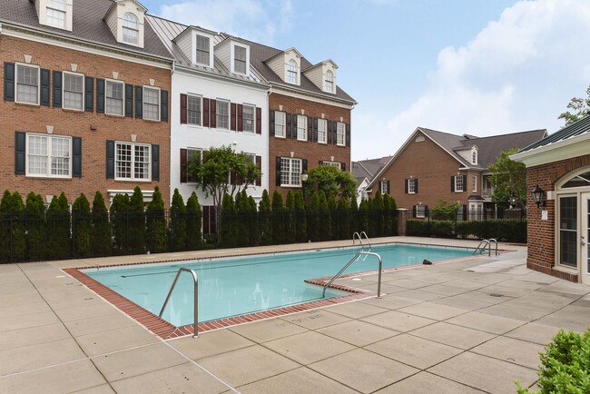 Photo - 1405 Roundhouse Lane Unit Apt.308