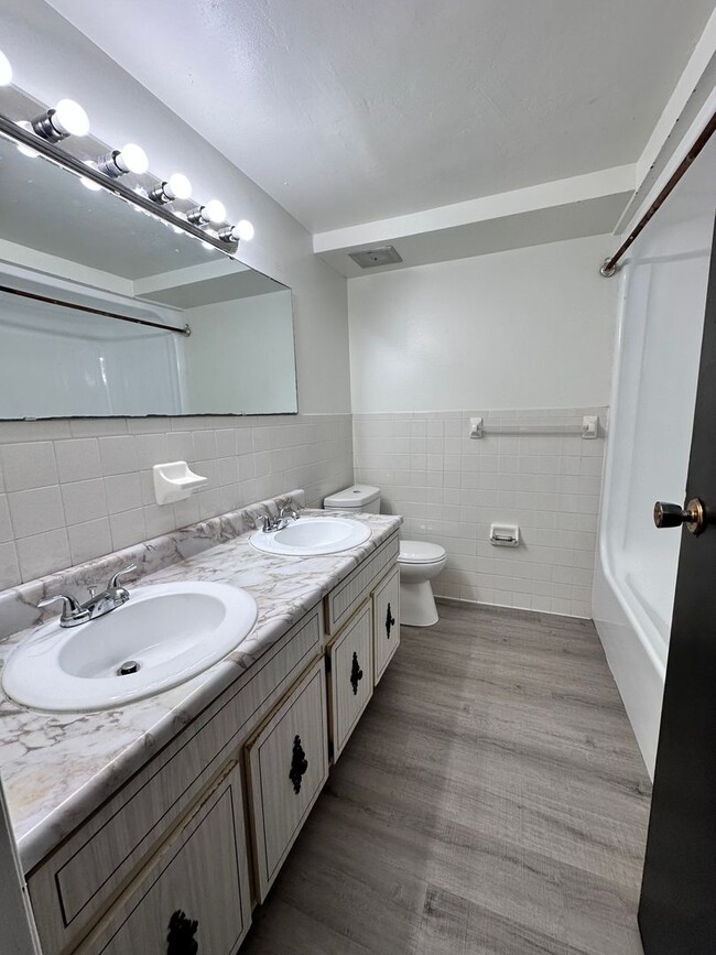 Photo - 2 Bedroom and 1.5 Bathroom Apartment in Beaver PA! Unit Jefferson Trace 6-35