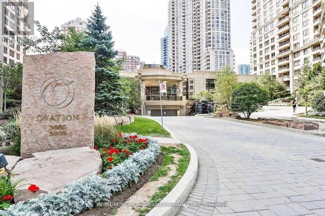 Photo - 3888 Duke of York Blvd Unité 1830