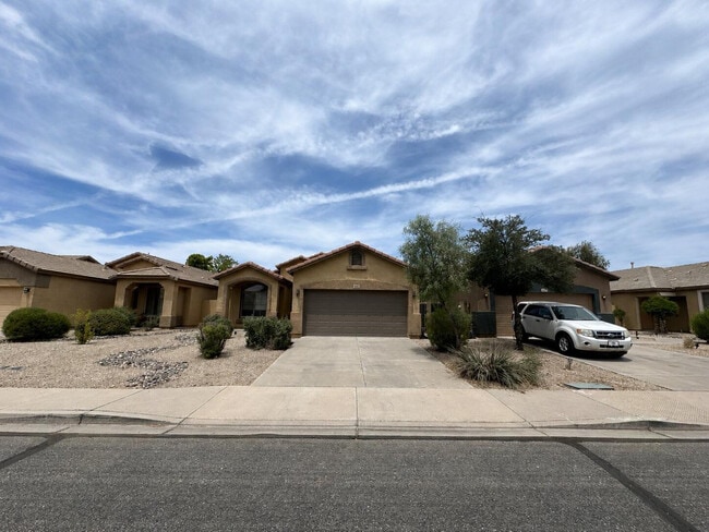 Building Photo - 44812 Paraiso Ln