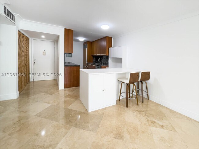 Photo - 1670 Bay Dr E Unit 2D
