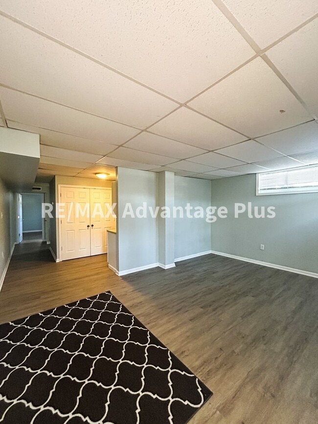 Building Photo - 400 S Main St Unit 4