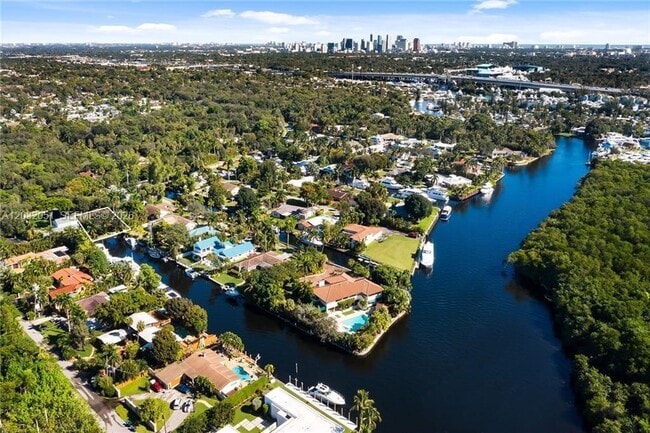 Photo - 2810 Riverland Rd