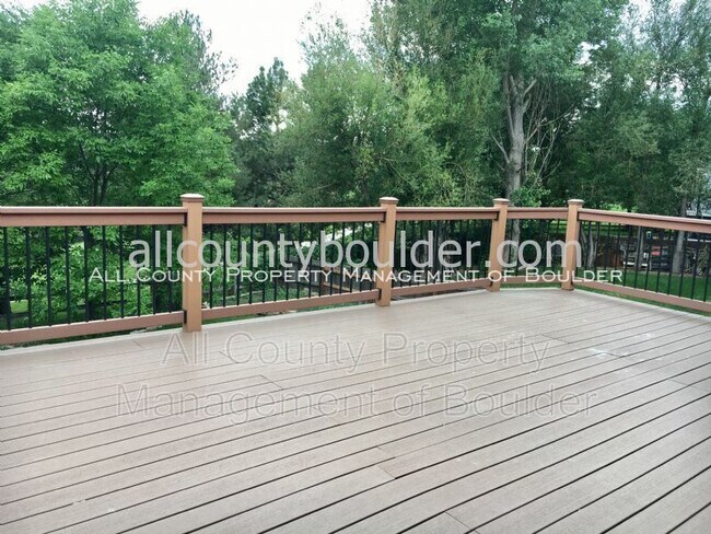 Photo - 1452 Zinnia Cir