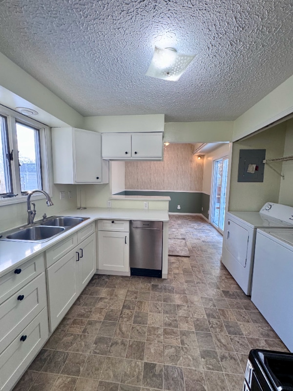 Photo - 196 S Point Dr