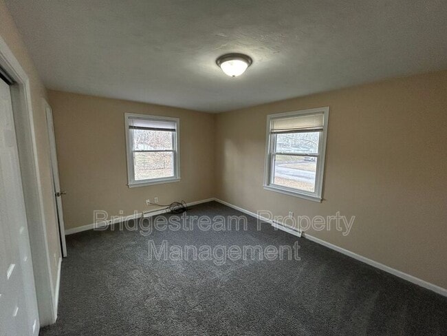 Photo - 7541 Mintwood Ave