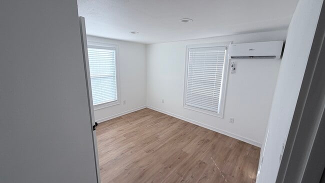 Photo - 2617 Sam Wilson St
