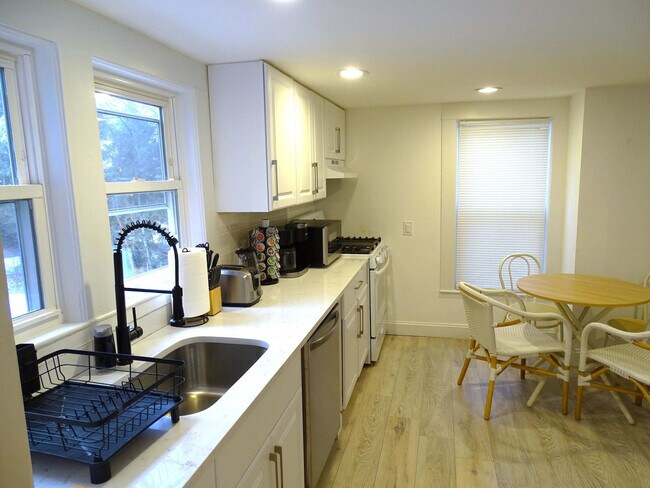 Photo - 18 Pleasant St Unit ID1271287P