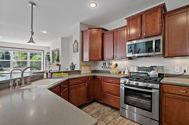 13814 Atwood Ave