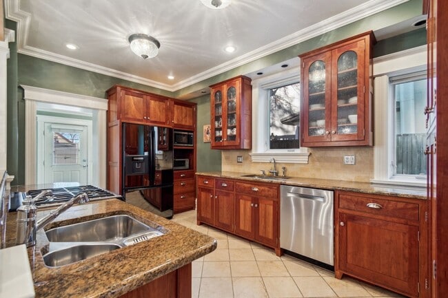 Photo - 3BR Custom Victorian Home near Wash Park