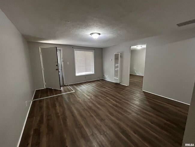 Photo - 108 Oakdale Rd