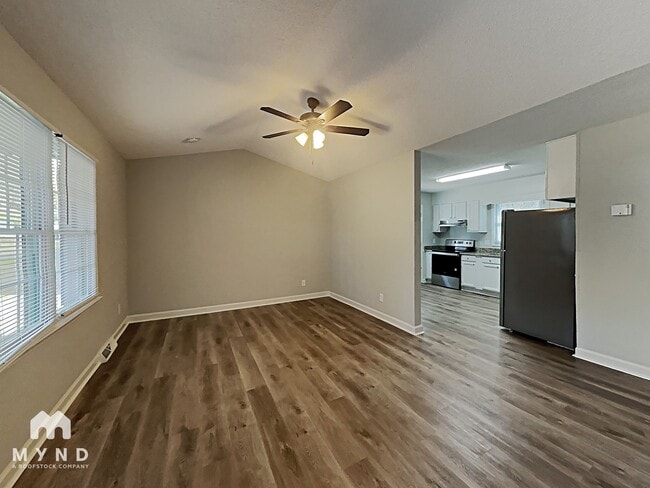 Photo - 3408 Redstones Rd